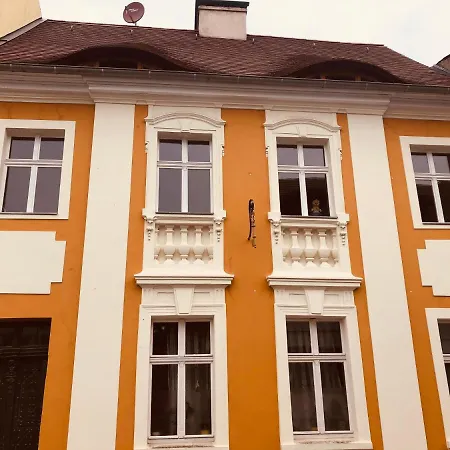 Apartment Historisches Ambiente Mitten Im Zentrum Von Ebw