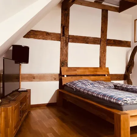 Apartment Historisches Ambiente Mitten Im Zentrum Von Ebw